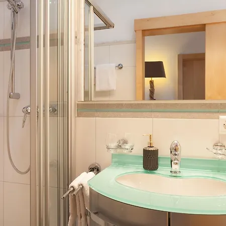 Vrony By Walliserhof Appartement *